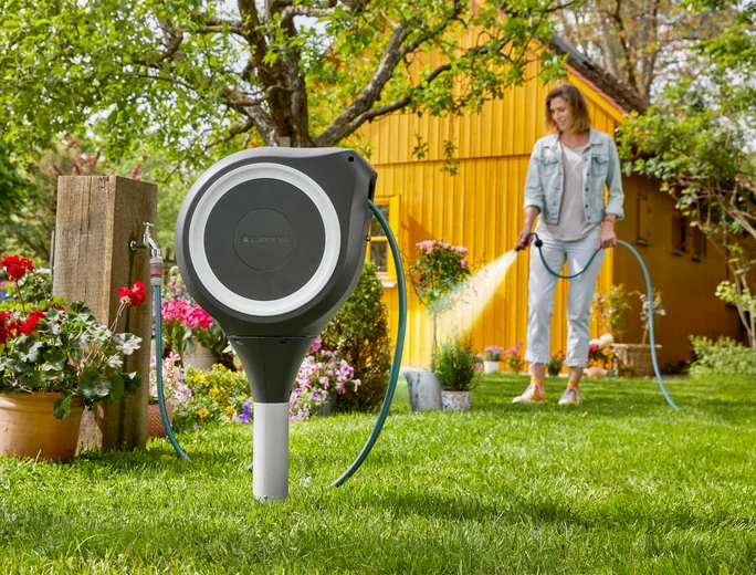 Dévidoir automatique sur pic RollUp S 15 m - GARDENA (Blanc) - GARDENA - 18606-20