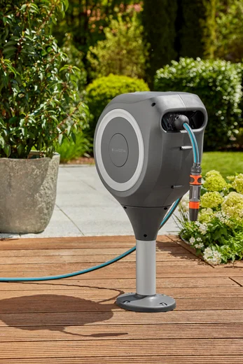 Dévidoir automatique pour terrasse RollUp M tuyau de 20 m blanc - enroulement automatique - GARDENA - 18617-20