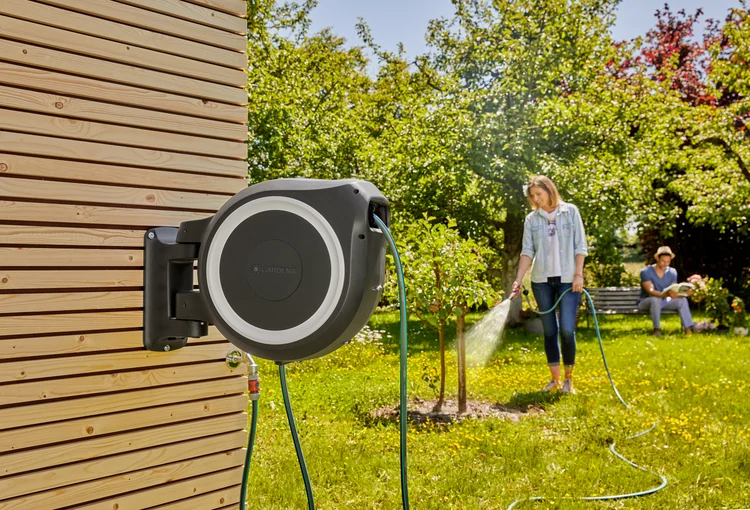 Dévidoir automatique mural RollUp L 30 m - GARDENA blanc - GARDENA - 18627-20