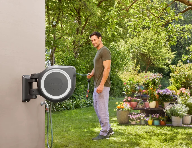 Dévidoir automatique mural RollUp L 30 m - GARDENA blanc - GARDENA - 18627-20