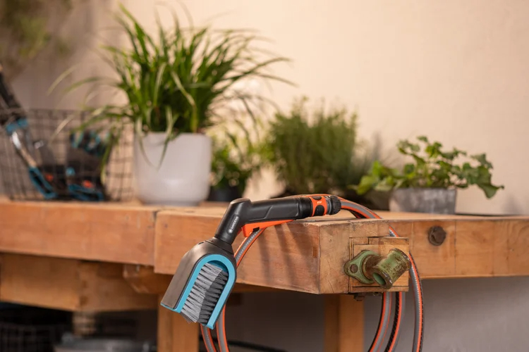 Brosse de lavage pour store Cleansystem - nettoyage des lamelles - GARDENA - 18850-20