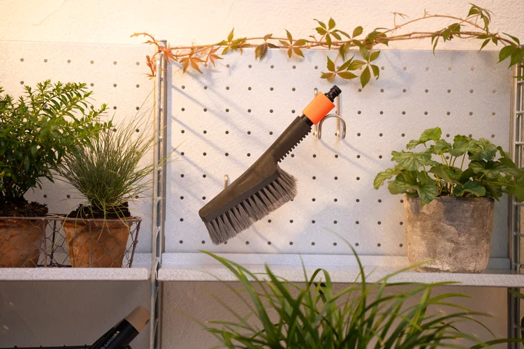 Kit brosse de lavage à main S souple Cleansystem avec les batônnets de shampooing & raccords - GARDENA - 18862-20