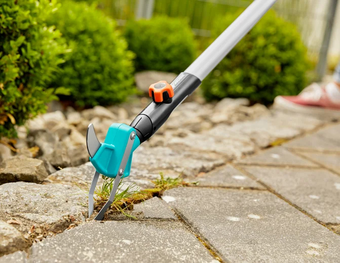 Désherbeur allées et terrasses 2 en 1 combisystem - GARDENA - 3607-90