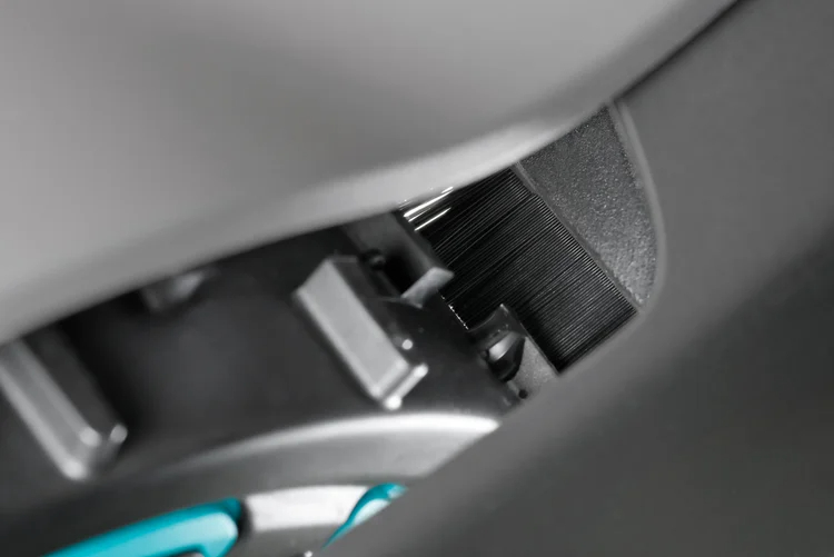 Brosse pour les roues des tondeuses robots - GARDENA - 4030-20