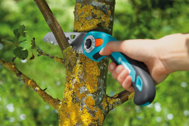 Scie à élaguer repliable 135 P - GARDENA - 8742-20