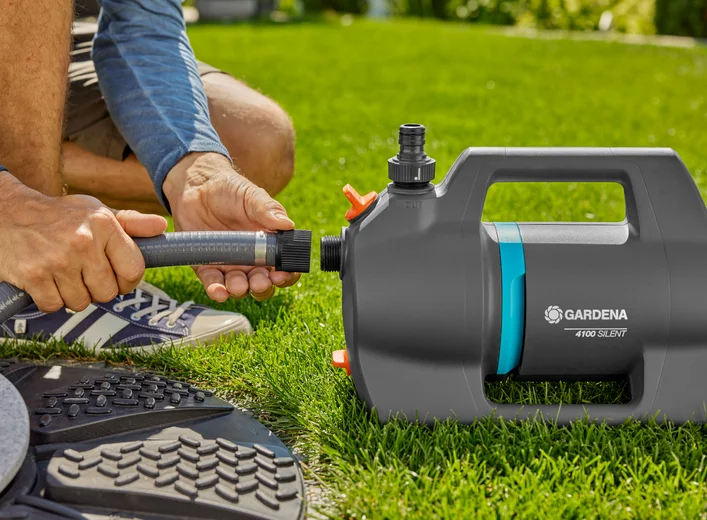 Kit pompe d'arrosage de surface 4100 Silent avec équipement d'aspiration - GARDENA - 9052-20