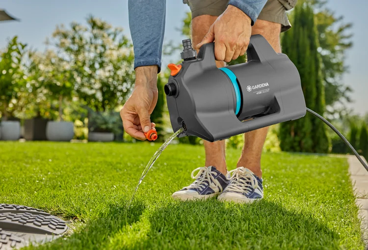 Kit pompe d'arrosage de surface 4100 Silent avec équipement d'aspiration - GARDENA - 9052-20