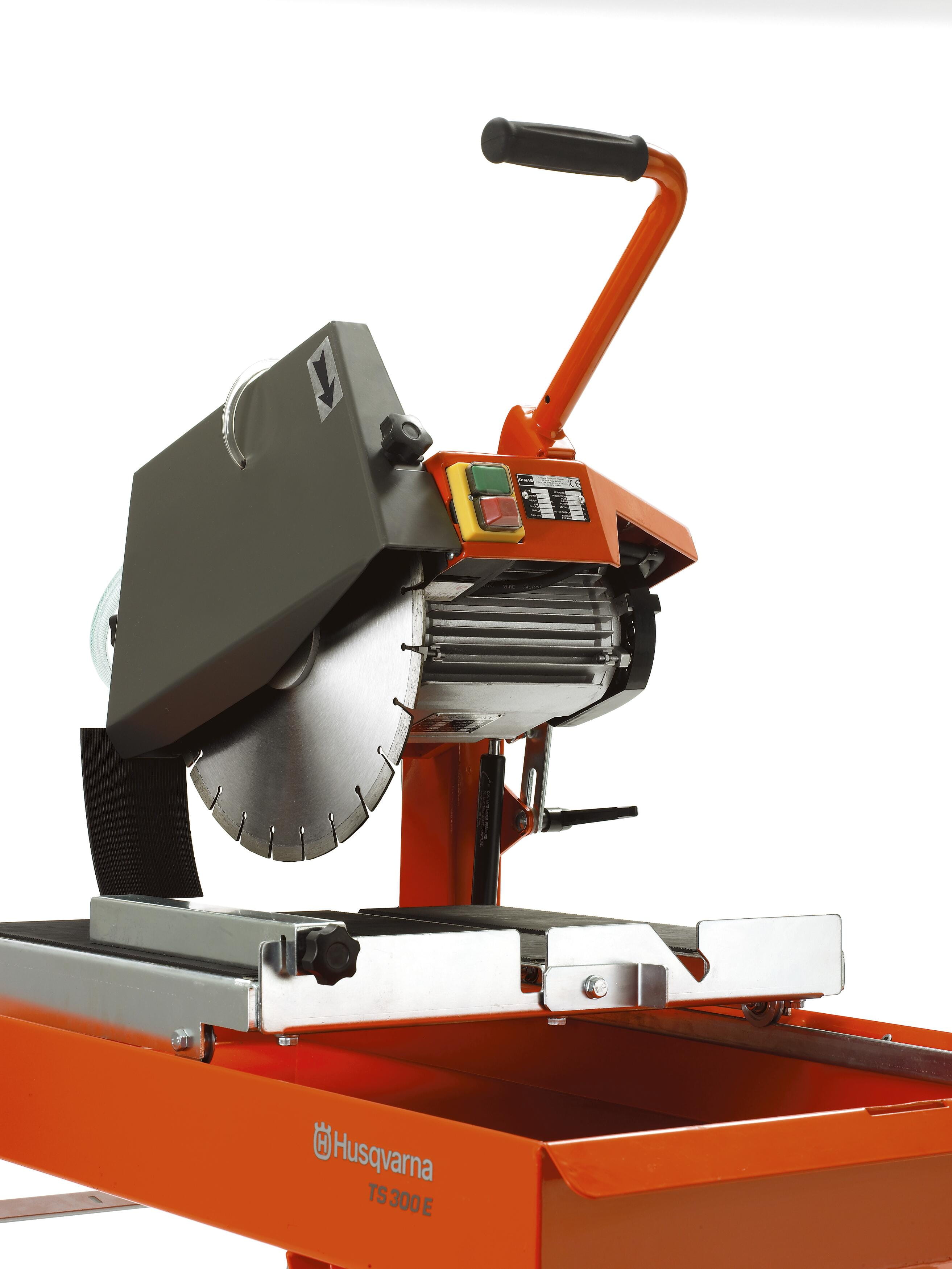 Scie sur table et de carrelage TS 300 E 230 V MONOPHASE LIVREE SANS DISQUE HUSQVARNA - 965 15 46-01