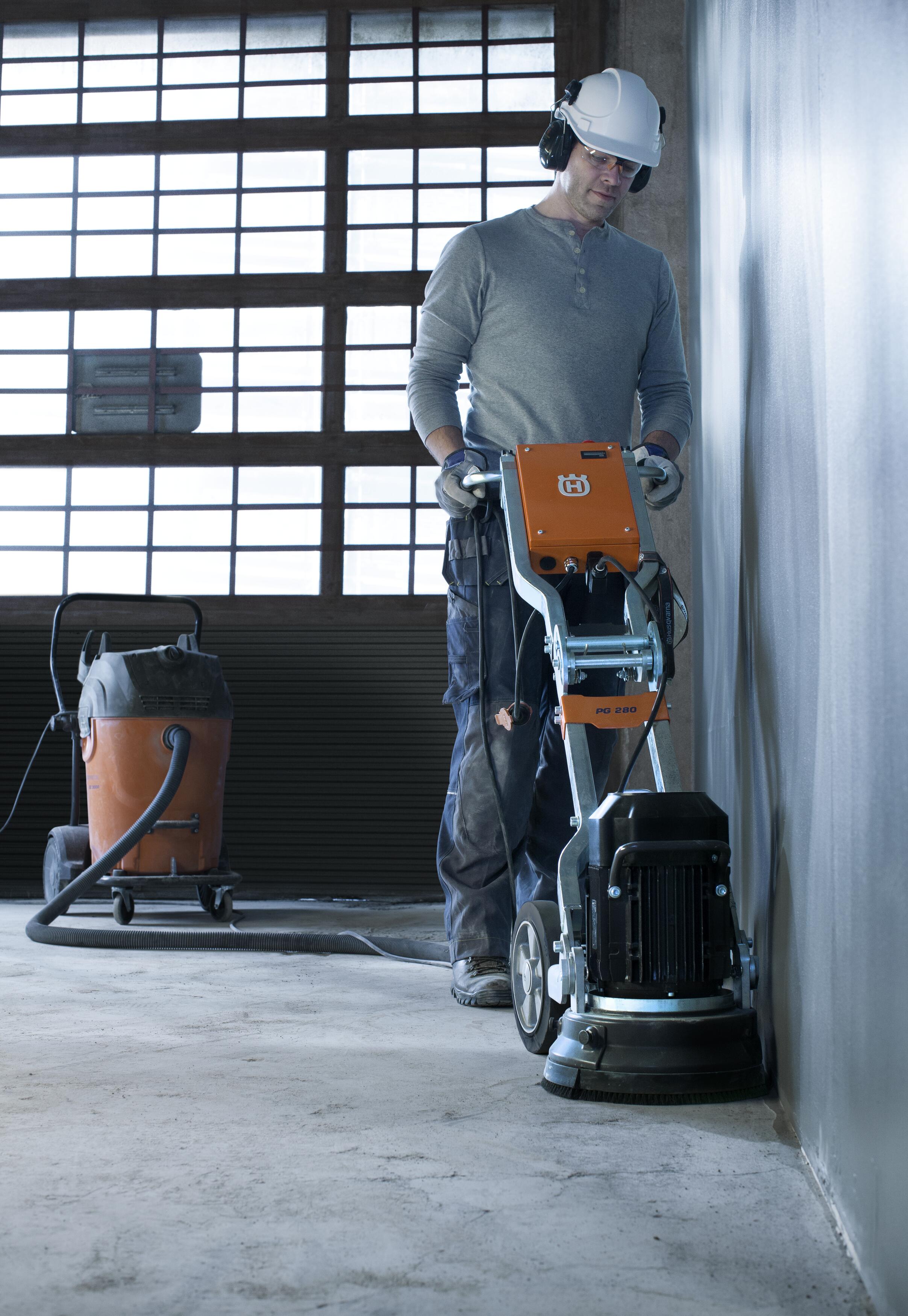 Ponçeuse PG 280 - 230 V MONOPHASE (livrée avec un jeu de 6 segments G644D) HUSQVARNA - 970494601