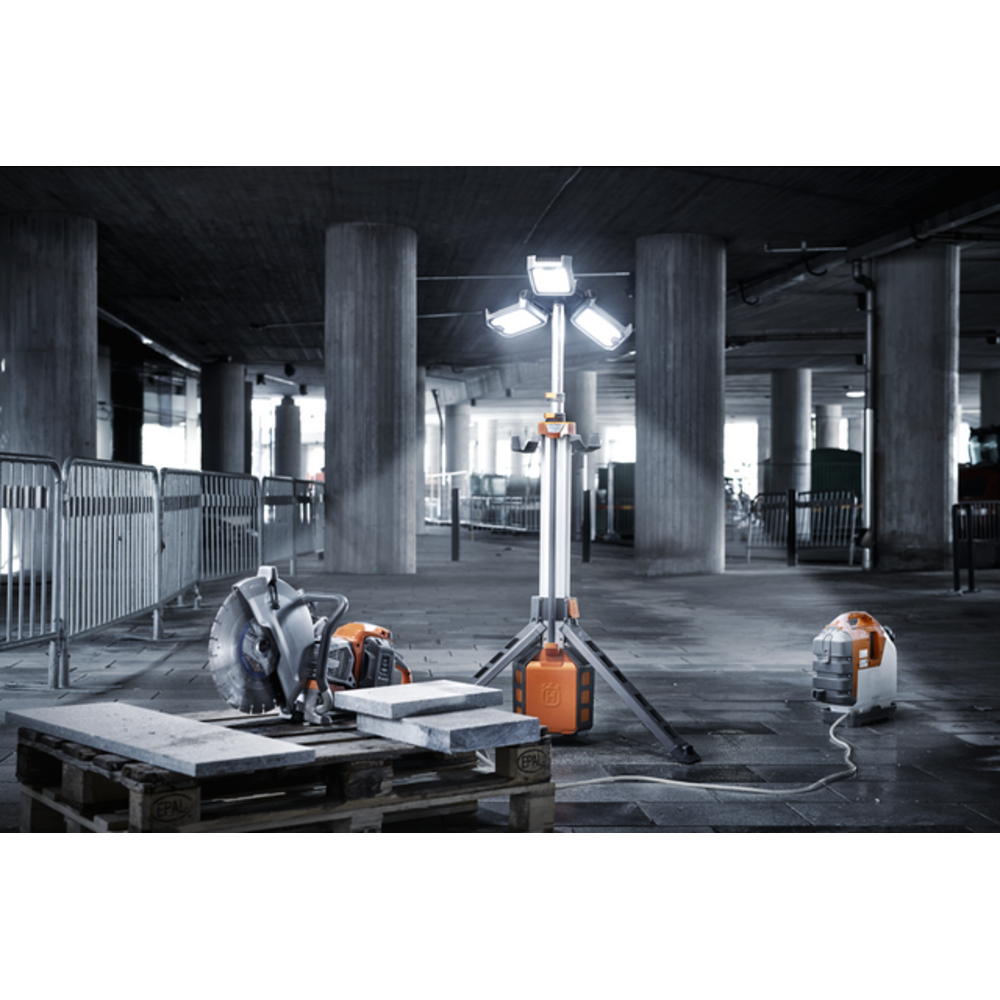 Tour d'éclairage à batterie WL 24 PACE HUSQVARNA - 970 75 43-02