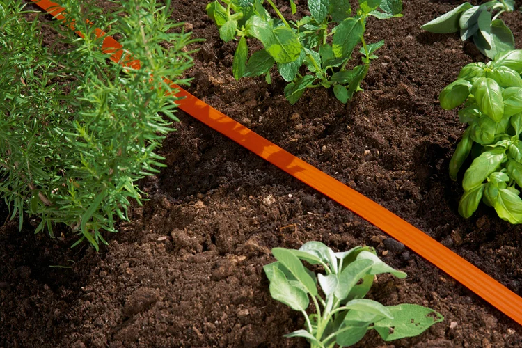 Arroseur souple 15 m, orange - GARDENA - 996-20