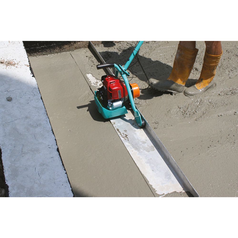 Règle vibrante L 2,5 M HONDA GX25 - IMER - 05082502