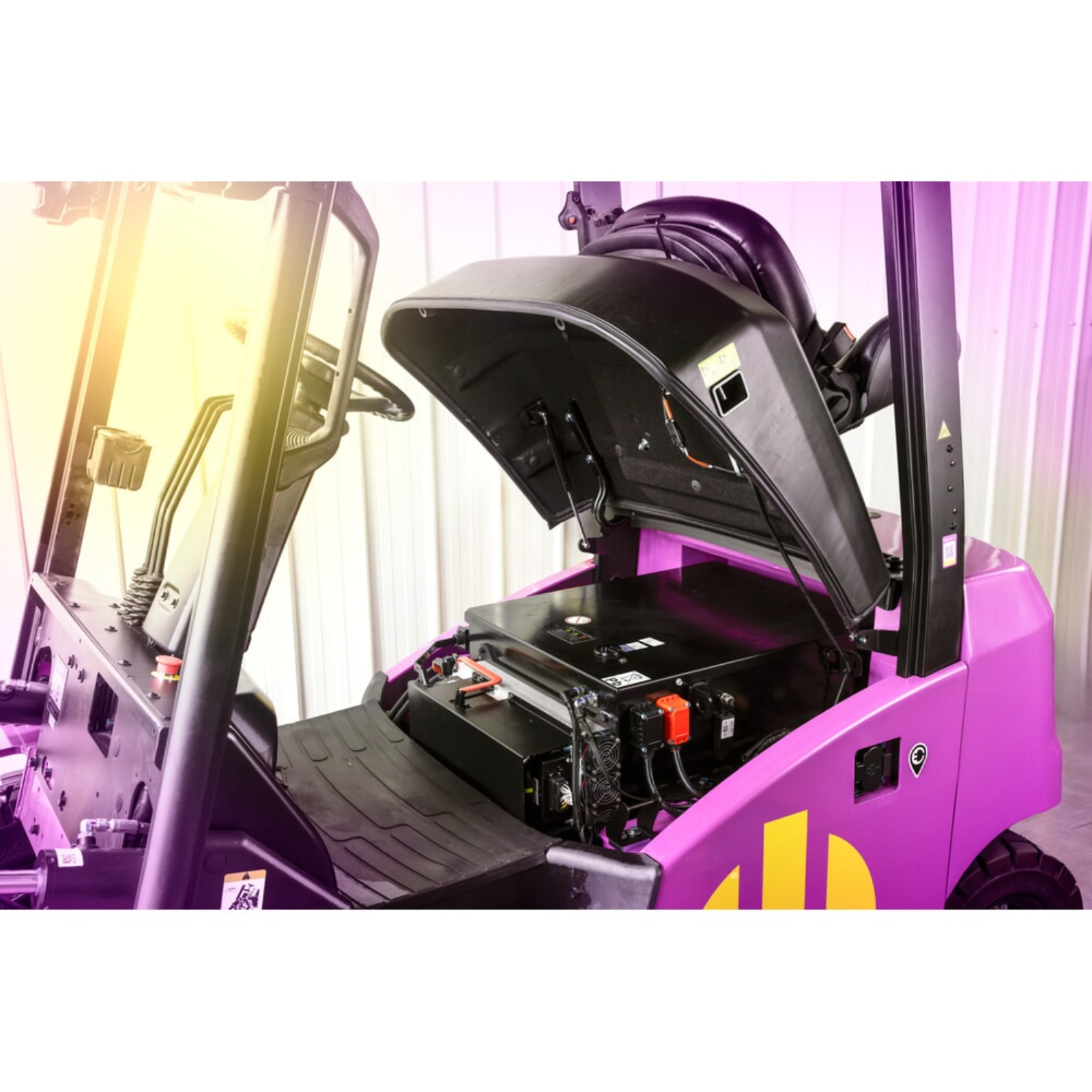 Chariot élévateur électrique CBH 2.5 hauteur levée max 4800 mm cabine intempéries Confort JUNGHEINRICH - 52536542