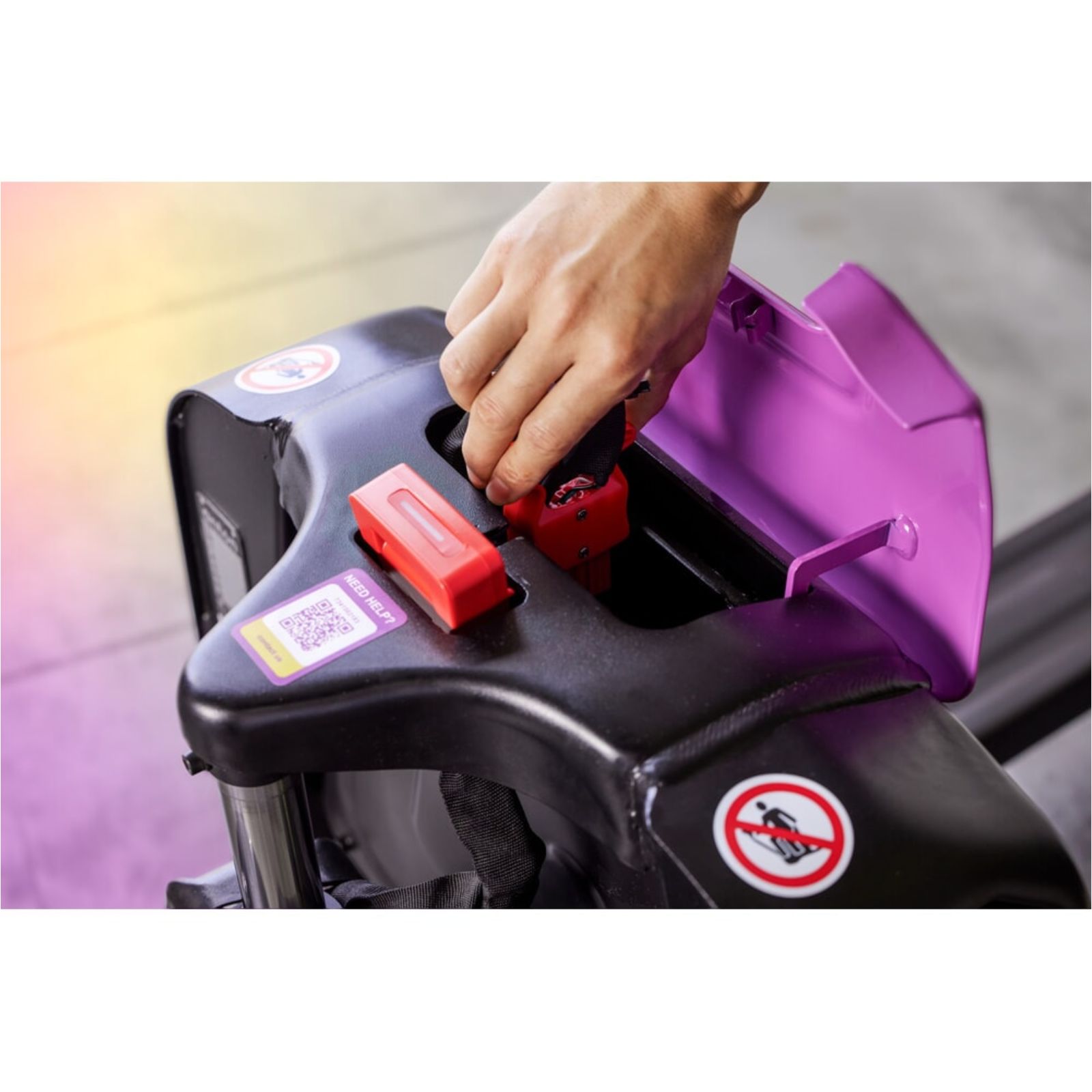 Transpalette électrique PTL 1.5 avec roues stabilisatrices JUNGHEINRICH - 52539978