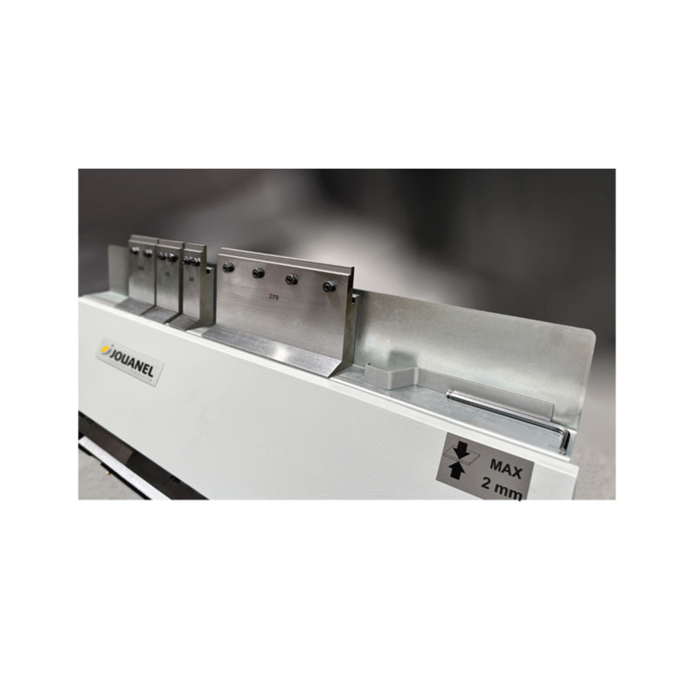 PLIEUSE À SEGMENTS PINCE/TABLE/TABLIER 1 M X 2 MM SERRAGE PAR PÉDALE - JOUANEL INDUSTRIE - HS23