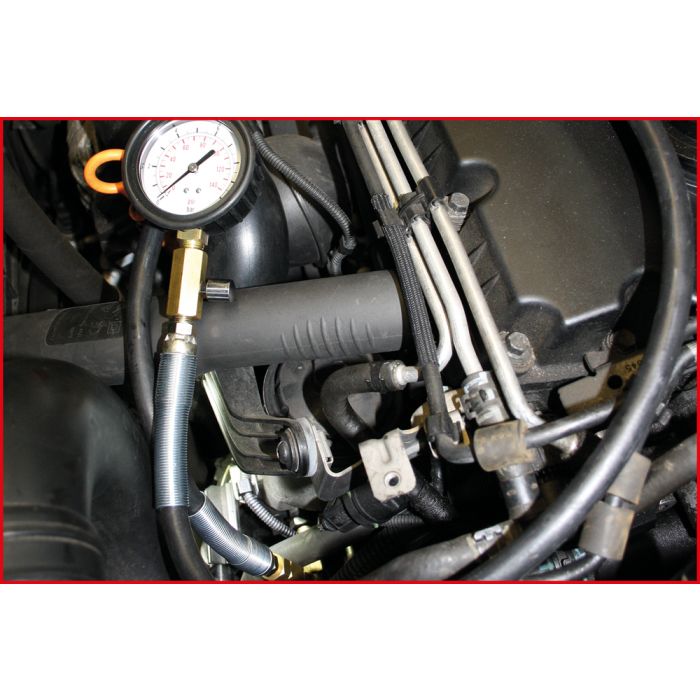 Coffret jauge de pression d'huile et adaptateurs 12 pièces KS TOOLS - 150.1920