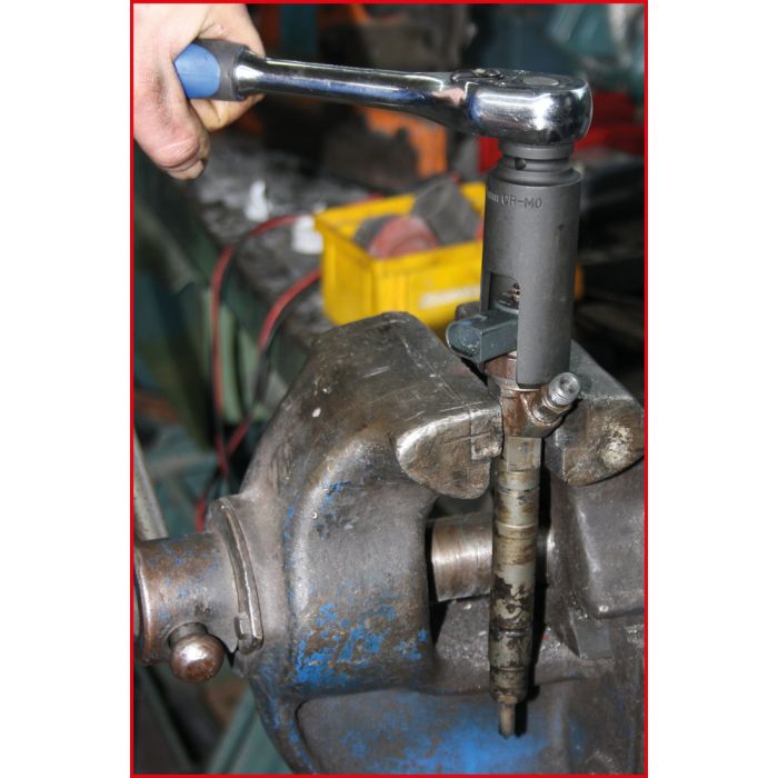 Douille 6 pans pour injecteur 1/2