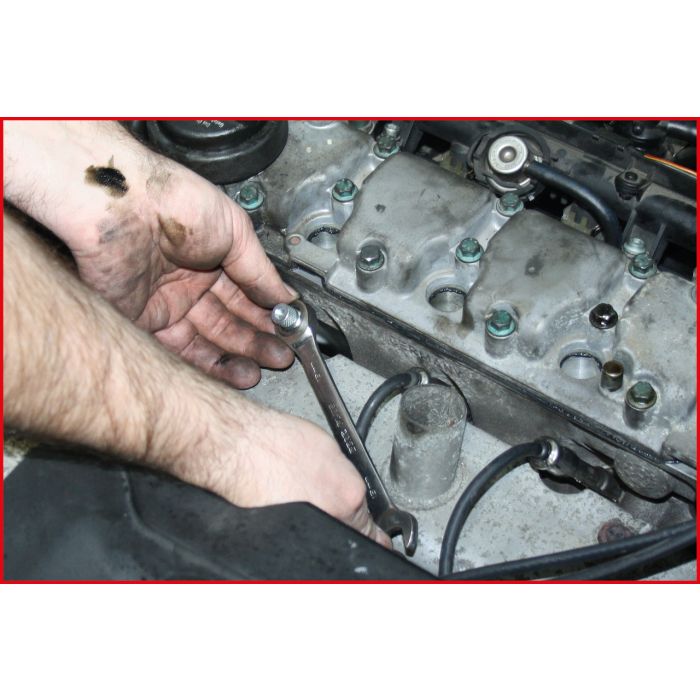 Taraud spécial pour réparation des taraudages de bougie de préchauffage M10 x 1,0 - 115 mm KS TOOLS - 150.6502