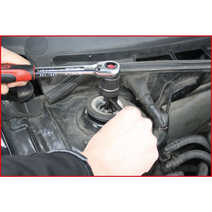 Douille 6 pans 22 mm pour amortisseurs VAG KS TOOLS - 150.9493