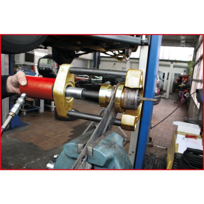 Jeu de douilles pour bielletes arrières Ford/Mazda/Volvo KS TOOLS - 440.0225