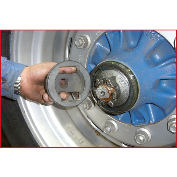 Douille ovale pour écrou de moyeu spécial BPW 80 mm KS TOOLS - 450.0205