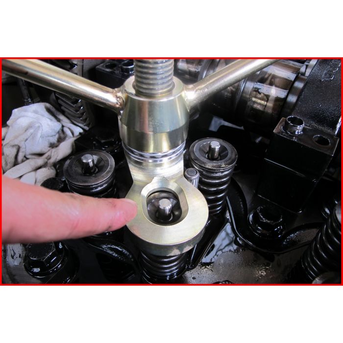 Compresseur de ressort de soupapes pour Volvo, 6 pcs. KSTOOLS - 4601005