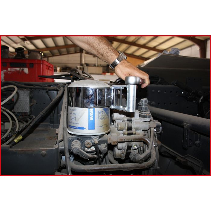 Clé pour filtre à huile 1/2