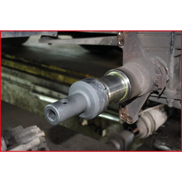 Douille à 6 ergots Ø 82 mm avec tube de centrage pour Mercedes KS TOOLS - 460.3790