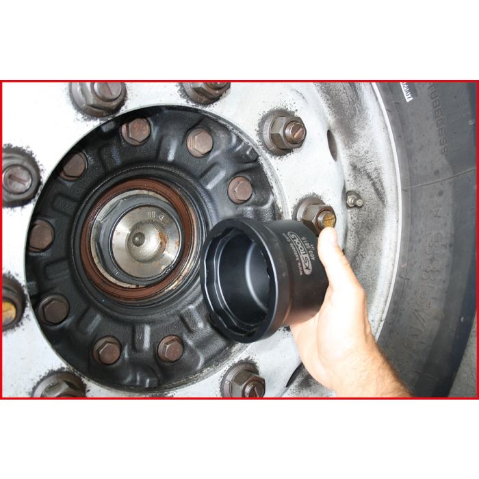 Douille pour écrou d'essieu Mercedes, 95 mm KSTOOLS - 4605615