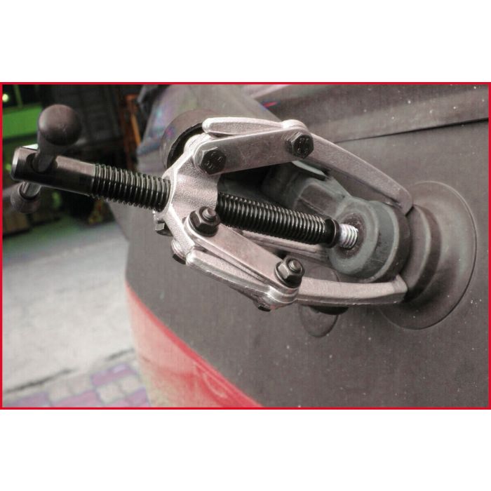 Extracteurs à 3 bras pour cosses de batterie M10x60 mm KS TOOLS - 700.1167