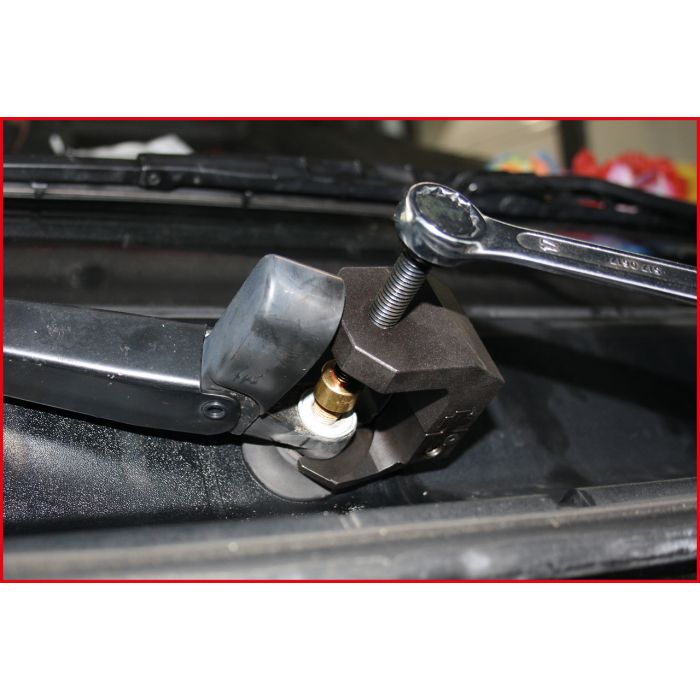 Extracteur de bras d'essuie-glace avec fourche réglable de 16-38 mm KSTOOLS - 7001178