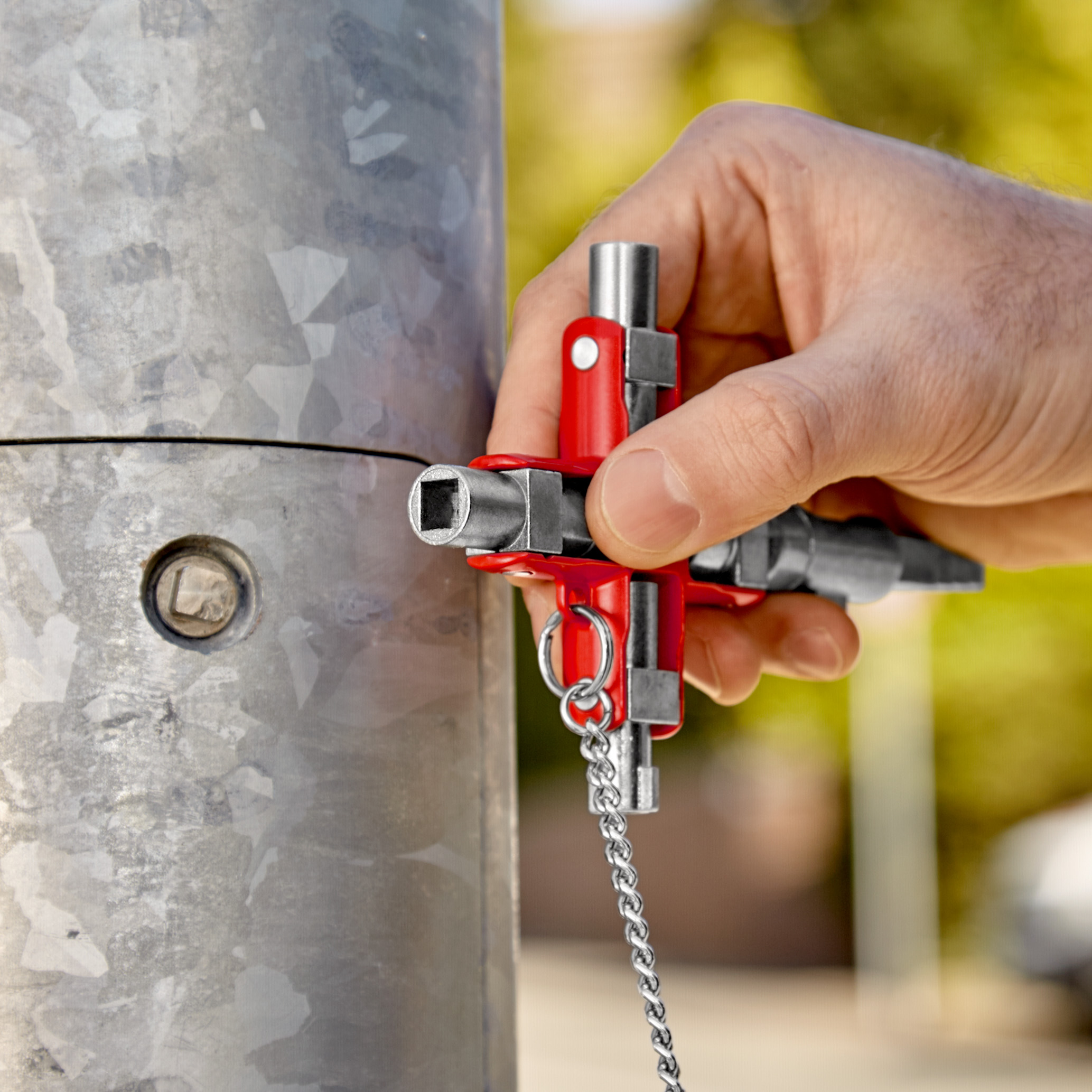 Clé universelle spéciale construction 90mm KNIPEX - 00 11 06 V01