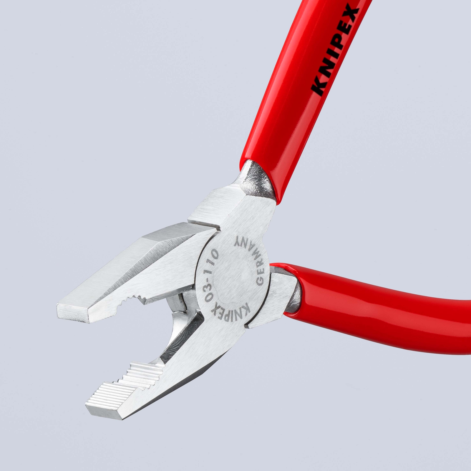 Pince universelle 110mm avec tranchant - Gainage PVC - Chromée KNIPEX - 0303110