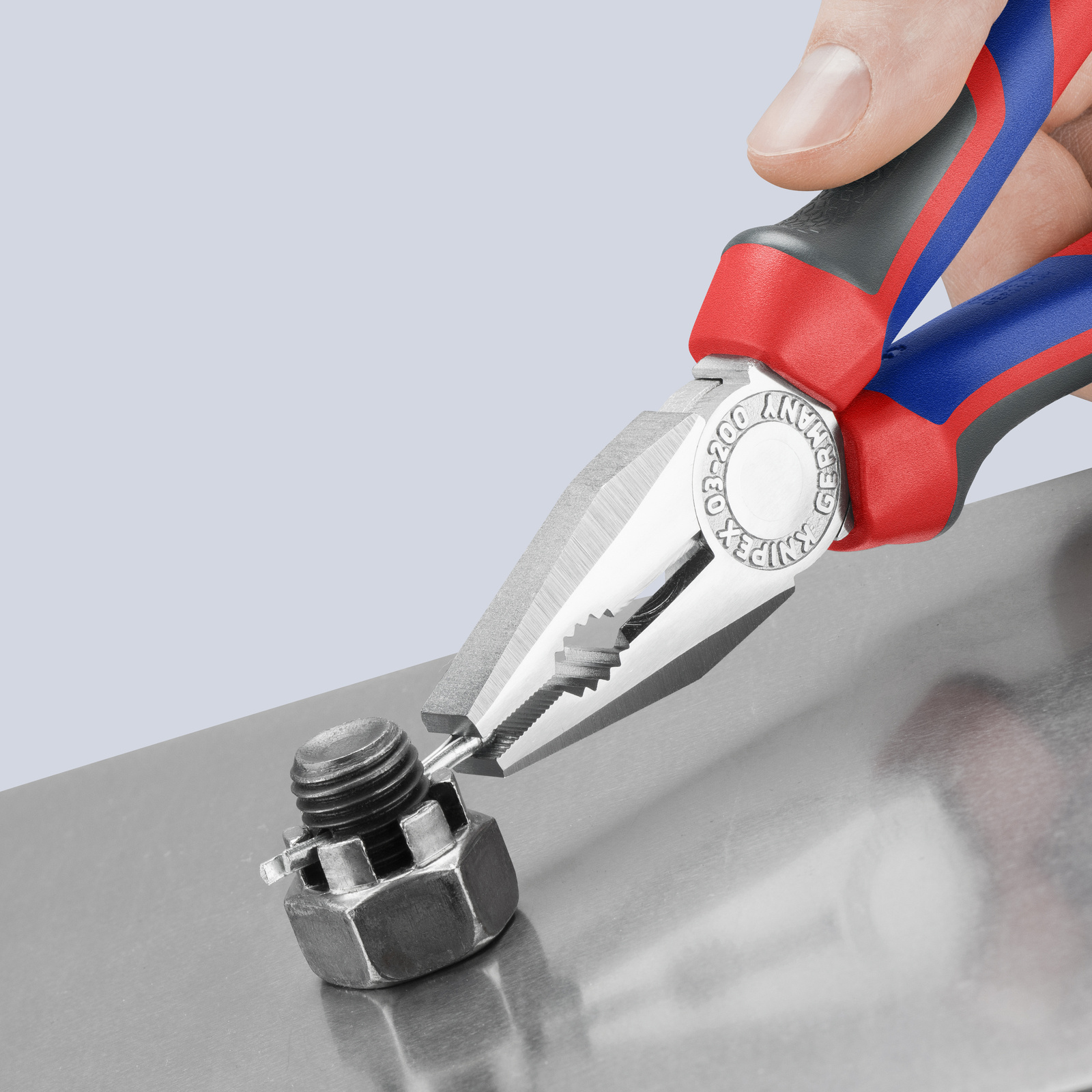 Pince universelle 200mm avec tranchant - Bi-matière - Chromée KNIPEX - 0305200