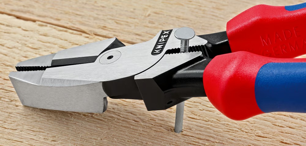 Pince universelle Linesman's 240mm avec tranchant - Bi-matière KNIPEX - 0902240