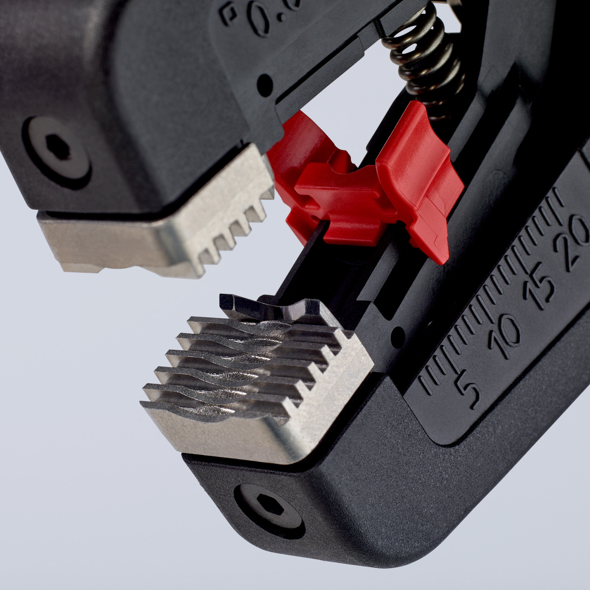 Pince à dénuder automatique PréciStrip16 de 0,08 à 16mm² - Fonction coupe-câble KNIPEX - 1252195
