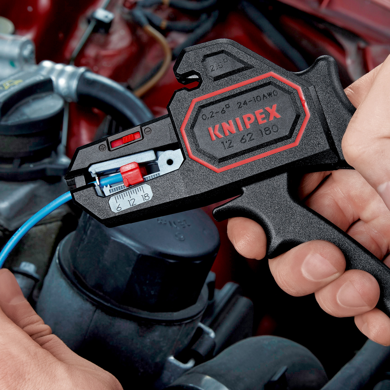 Pince à dénuder KNIPEX ComStrip compacte automatique à réglages fins KNIPEX - 1262180