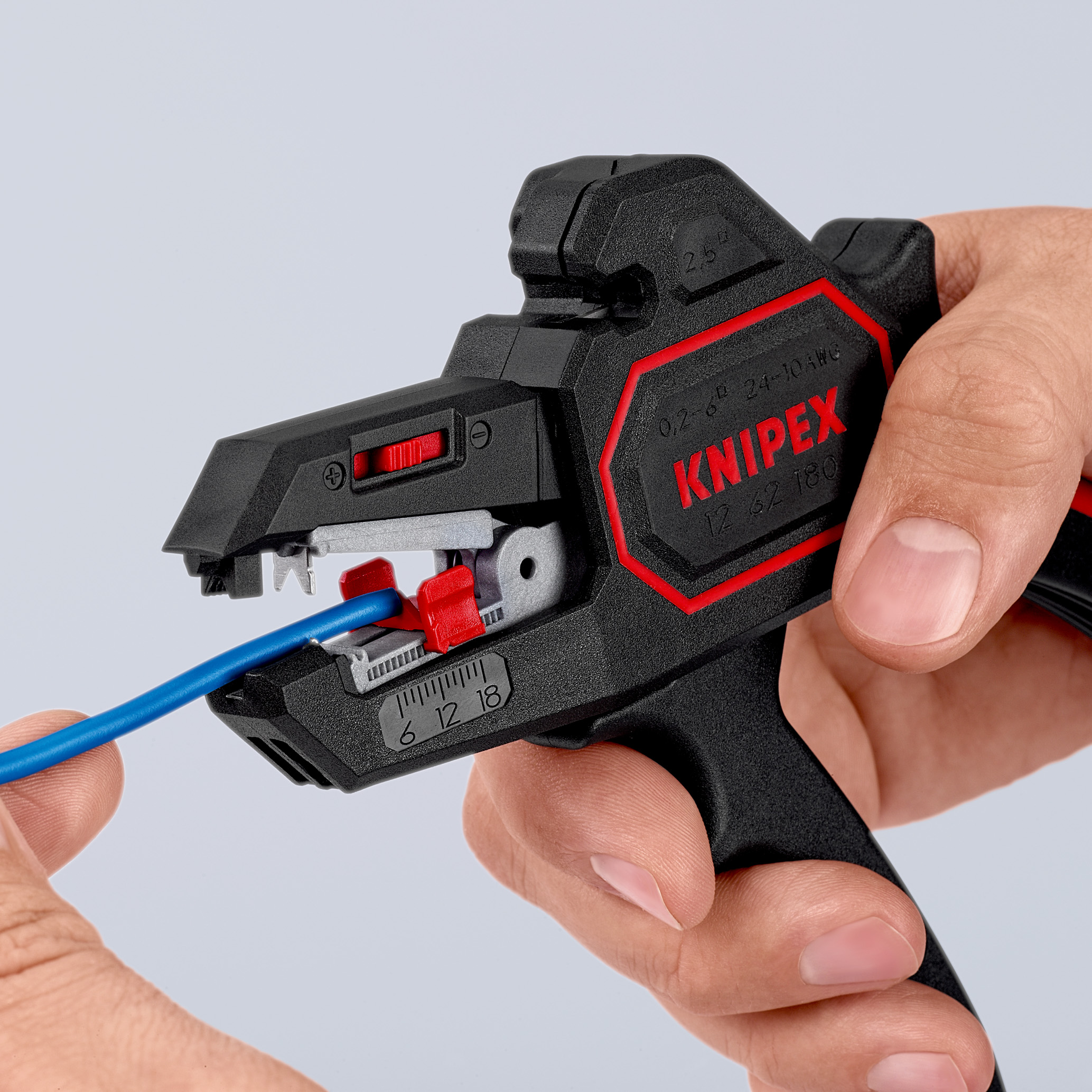Pince à dénuder KNIPEX ComStrip compacte automatique à réglages fins KNIPEX - 1262180