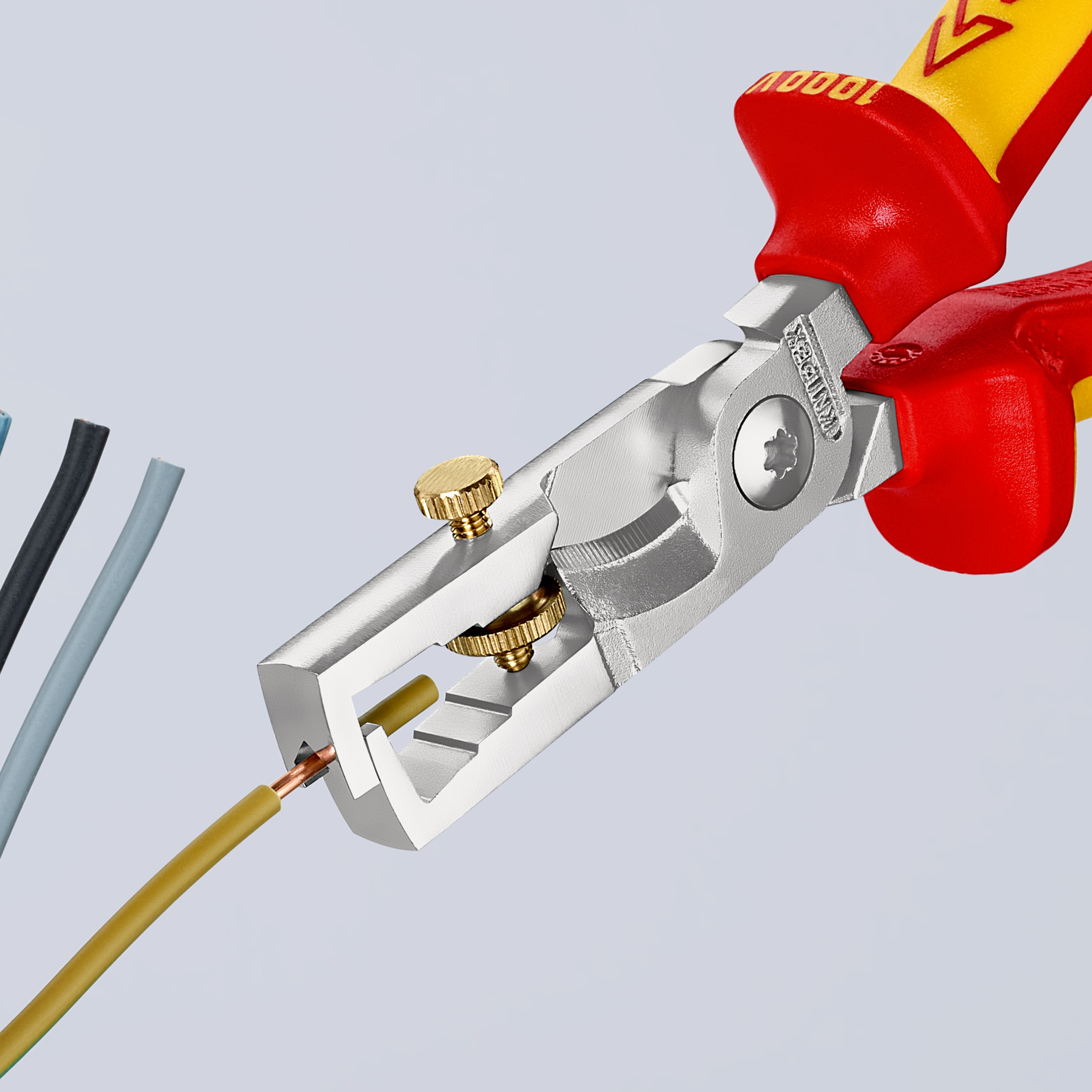 Pince à dénuder et coupe-câbles KNIPEX StriX - 180mm - Bi-matière - Chromé 1000V KNIPEX - 1366180