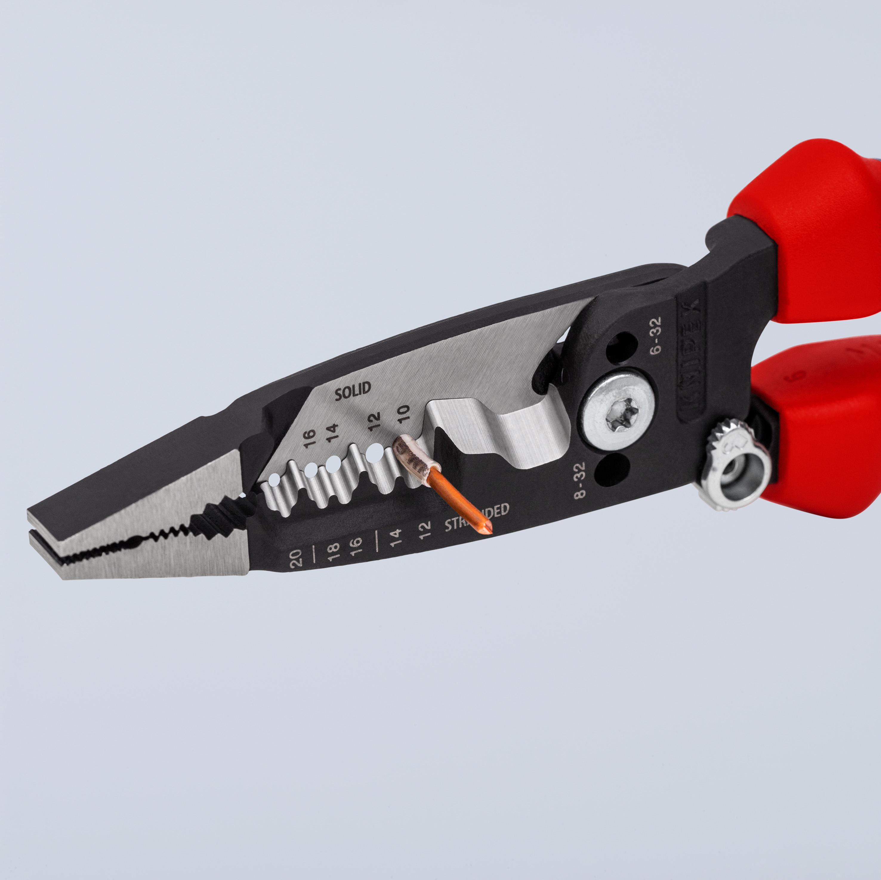 Pince multifonction pour câbles AWG - Gainage bi-matière KNIPEX - 13728