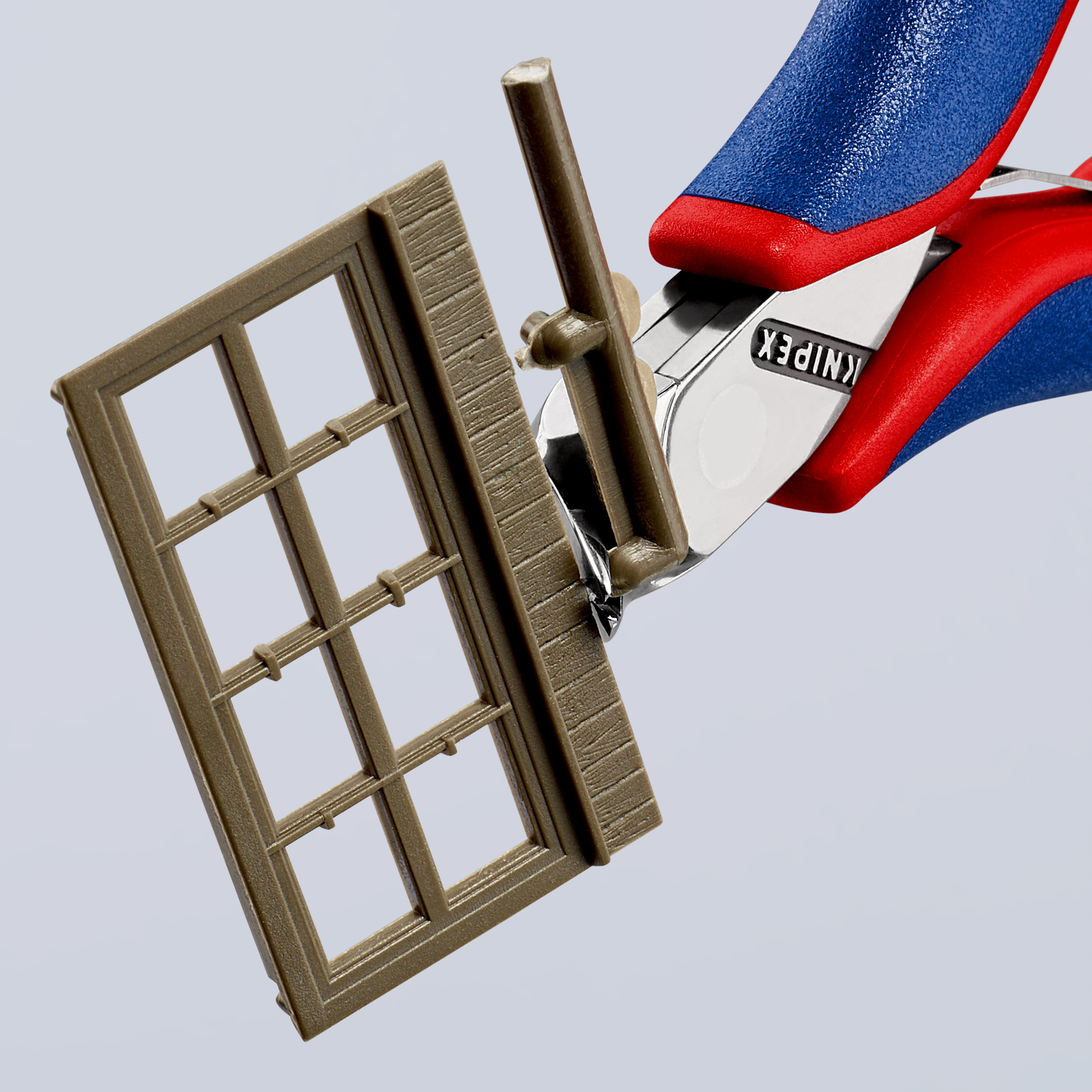 Pince cpte devt 115mm electro 27° a ras KNIPEX - 64 52 115