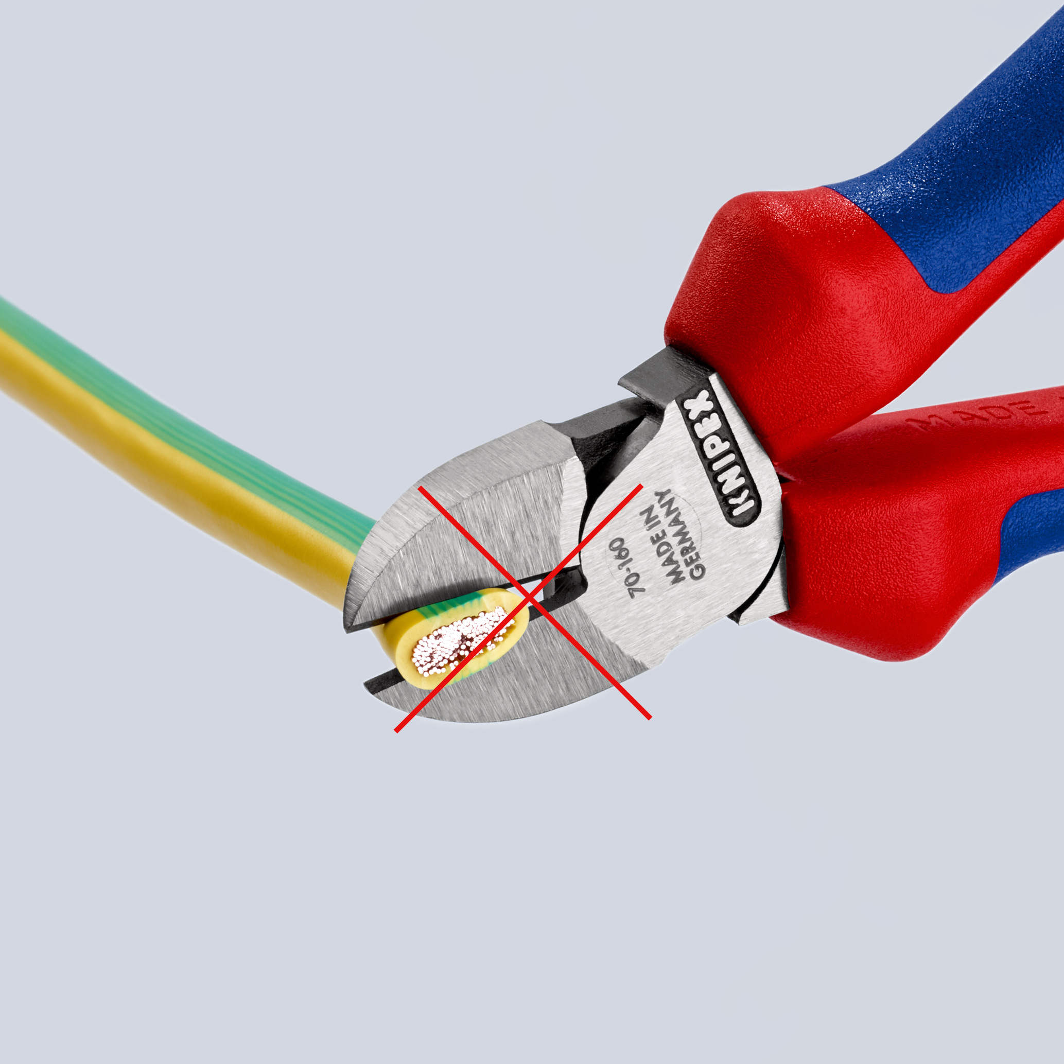 Pince coupante de côté multiusage 160mm - Tête étroite - Tri-matière - 62 HRC KNIPEX - 7002160