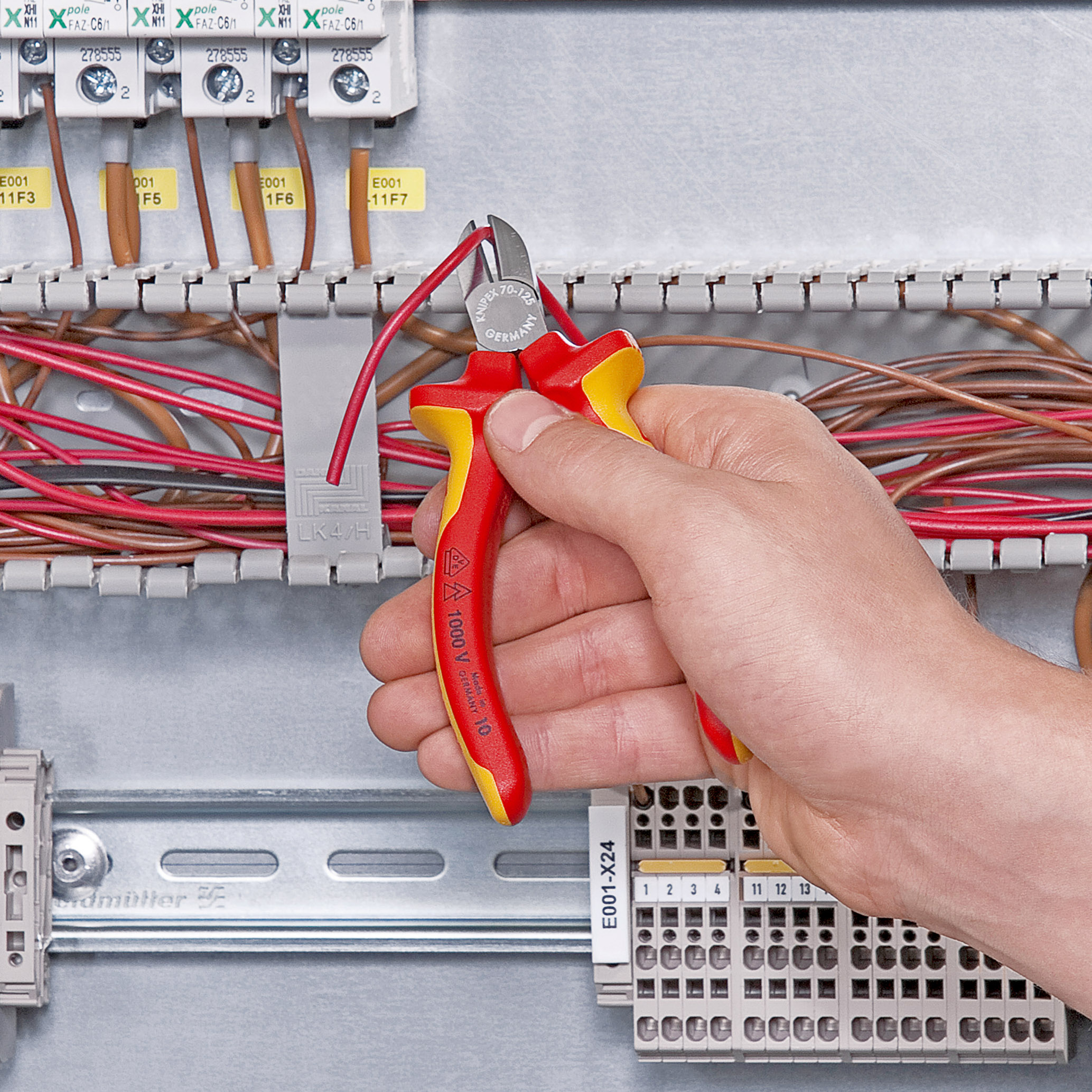 Pince coupante cote 125mm chrome 1000v KNIPEX - 70 06 125