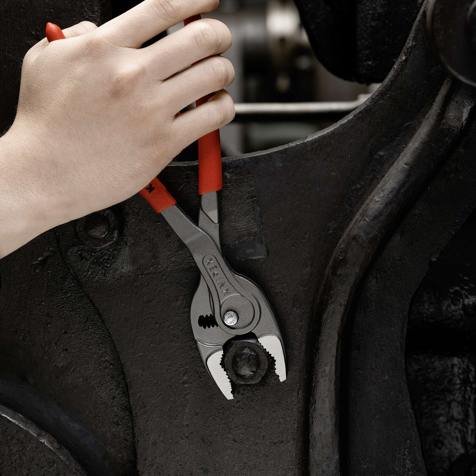 Pince multiprise frontale et latérale Twingrip 250mm - Gainage PVC - Tête polie KNIPEX - 8201250