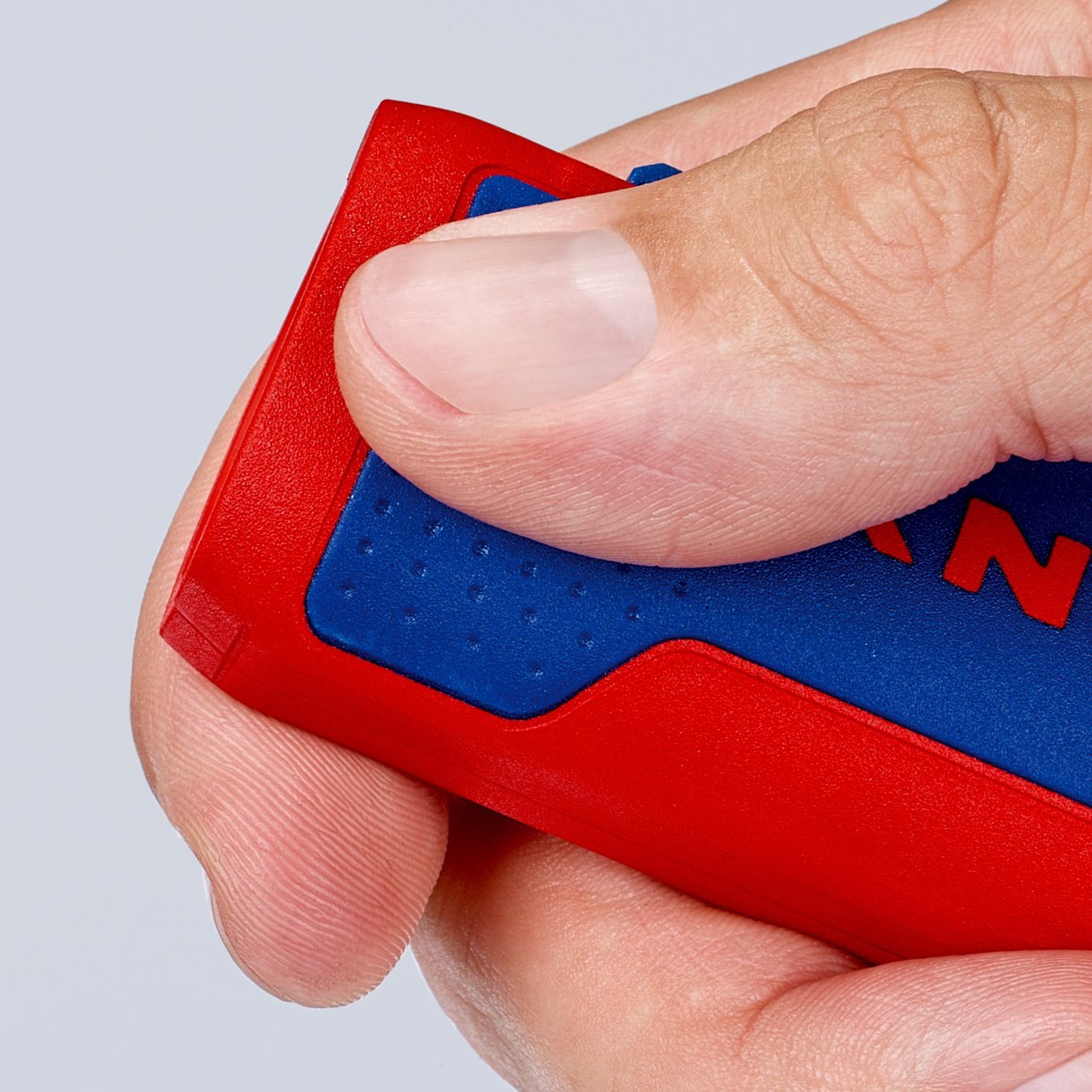 TwistCut Coupe-gaines préfilées et sanitaires de D13 à 32mm - SC KNIPEX - 902201SB