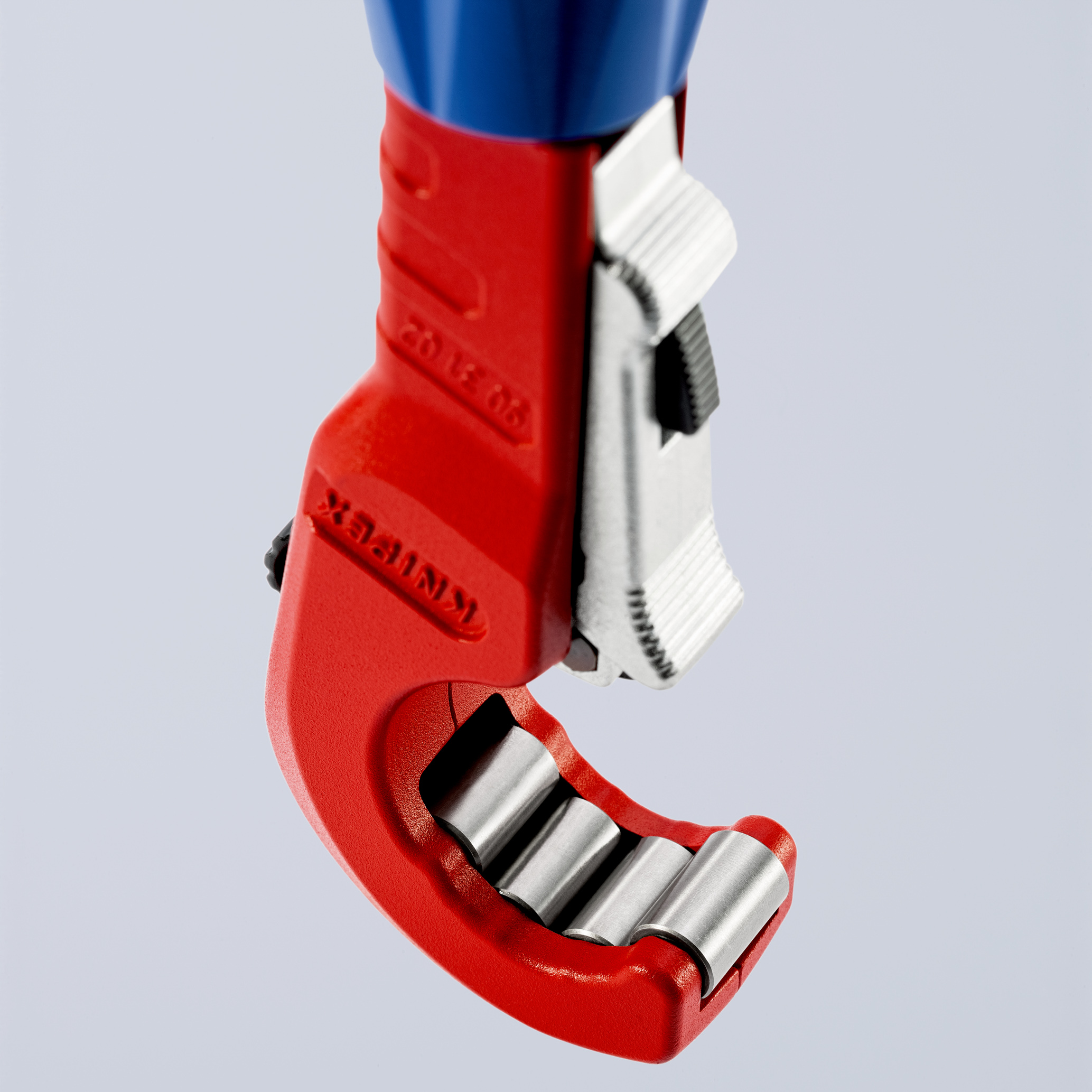 Coupe-tubes Tubix 180 mm, cuivre, laiton, acier - KNIPEX - 90 31 02 BK