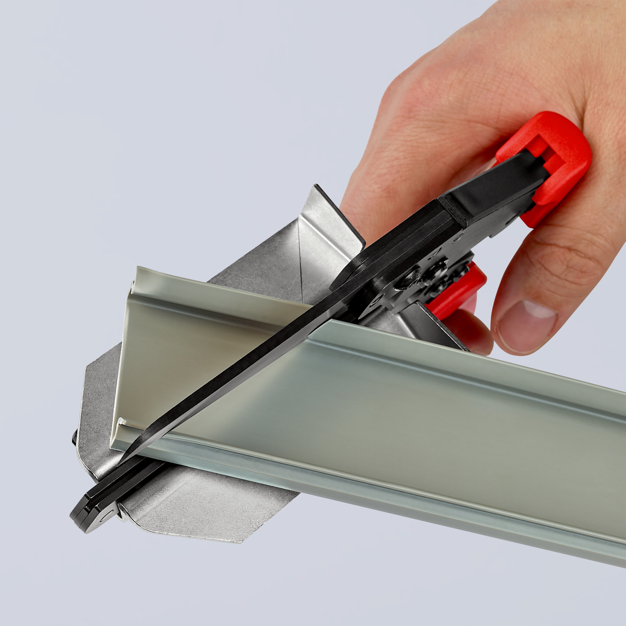 Pince coupante 275mm pour goulottes pvc KNIPEX - 95 02 21