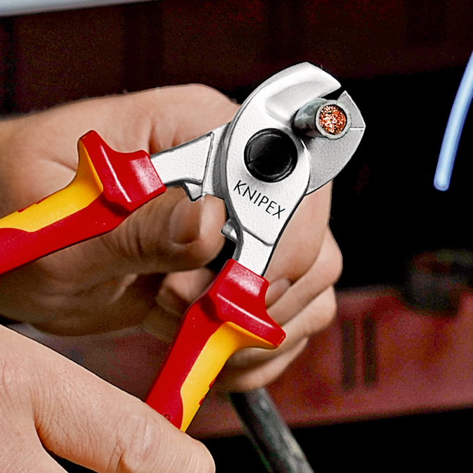 Coupe-cables 165mm ø15mm 50mm² 1000v KNIPEX - 95 16 165