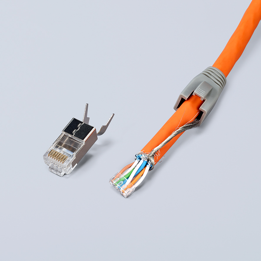 Pince à sertir les fiches RJ45 blindées et non blindées (8 Pôles) KNIPEX - 975113