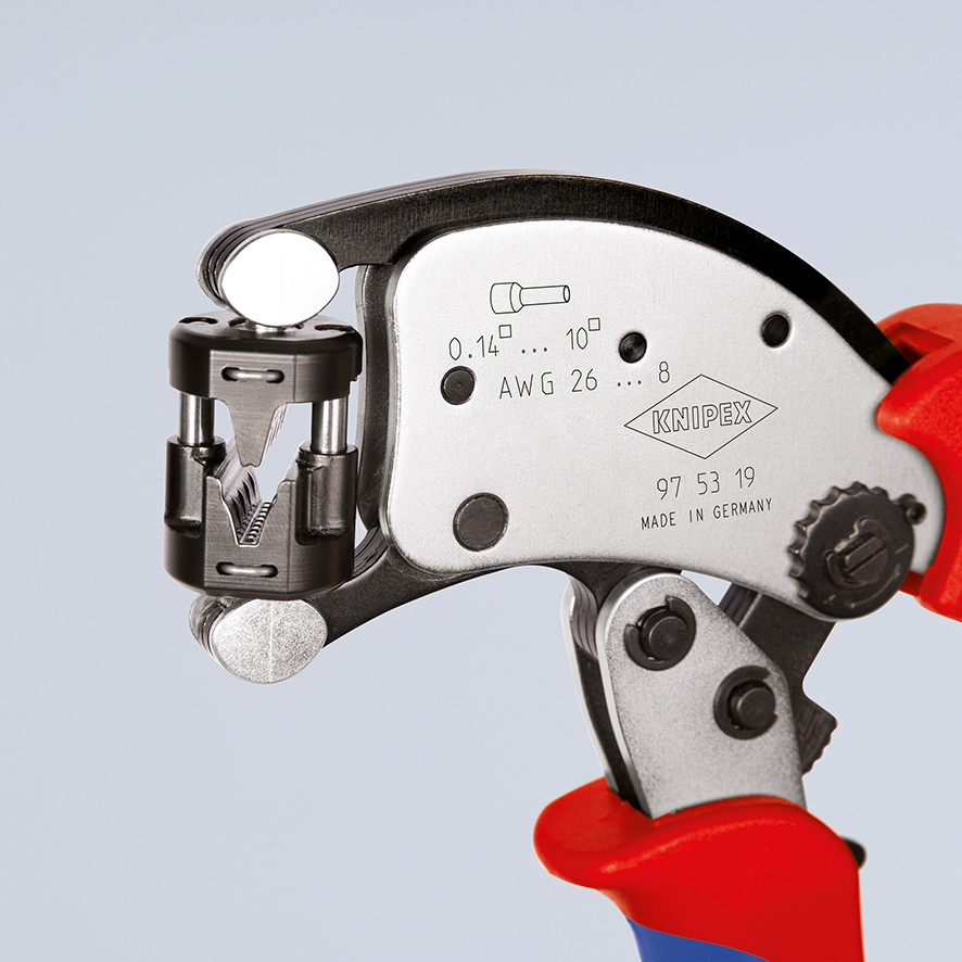 Pince à sertir les embouts automatique de 0,14 à 10mm² à tête rotative KNIPEX - 975319